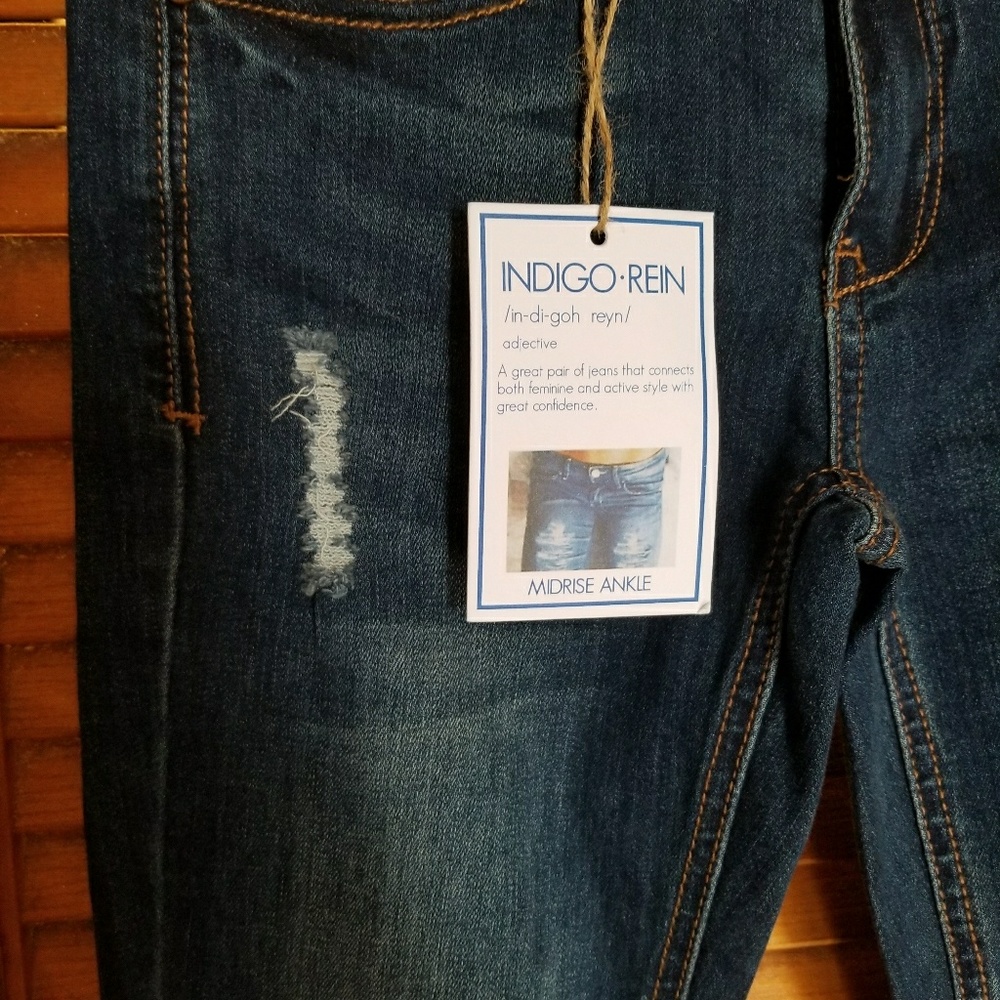 Indigo-Rein - Picture 3 of 8